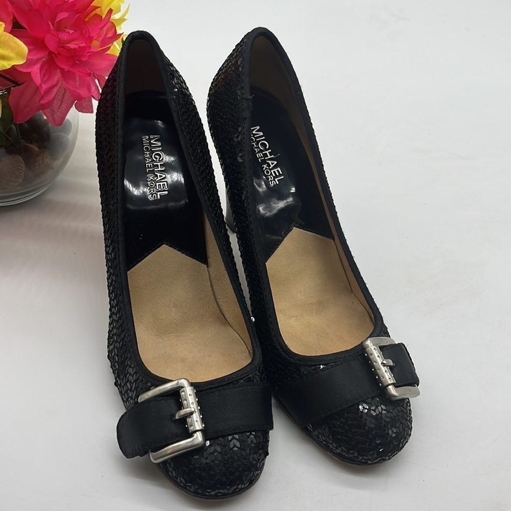 Michael Michael Kors Black Sequined Pumps Heels Sz 9. BHE0941A